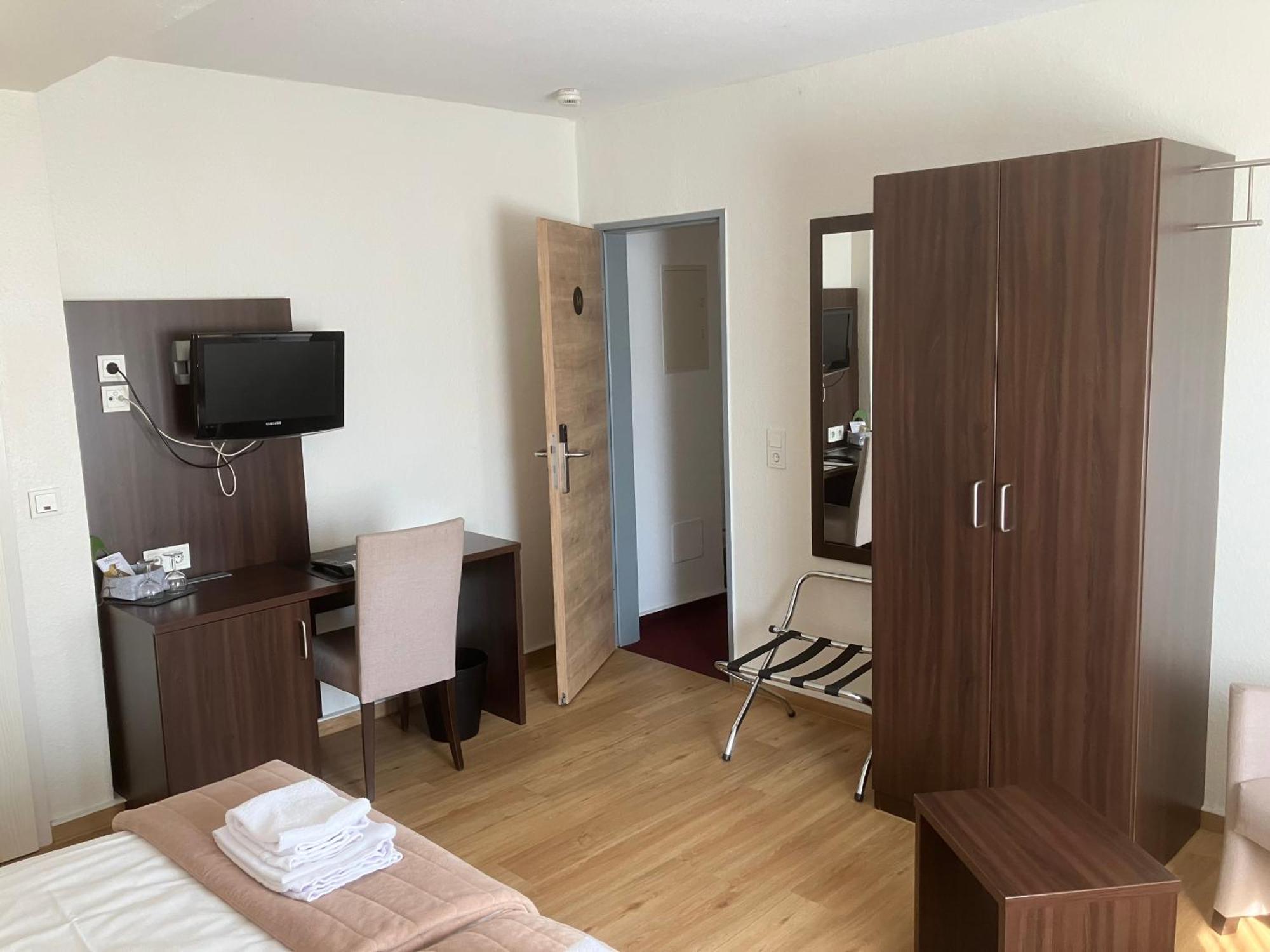 Hotel Mercedes 3*