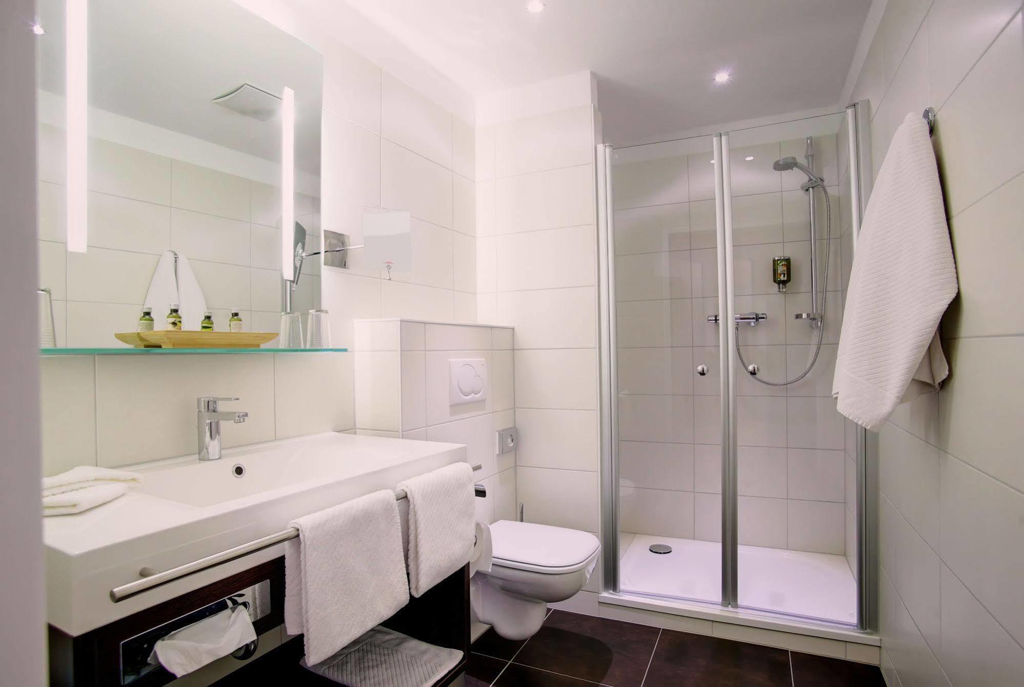 Mercedes Hotel 3*